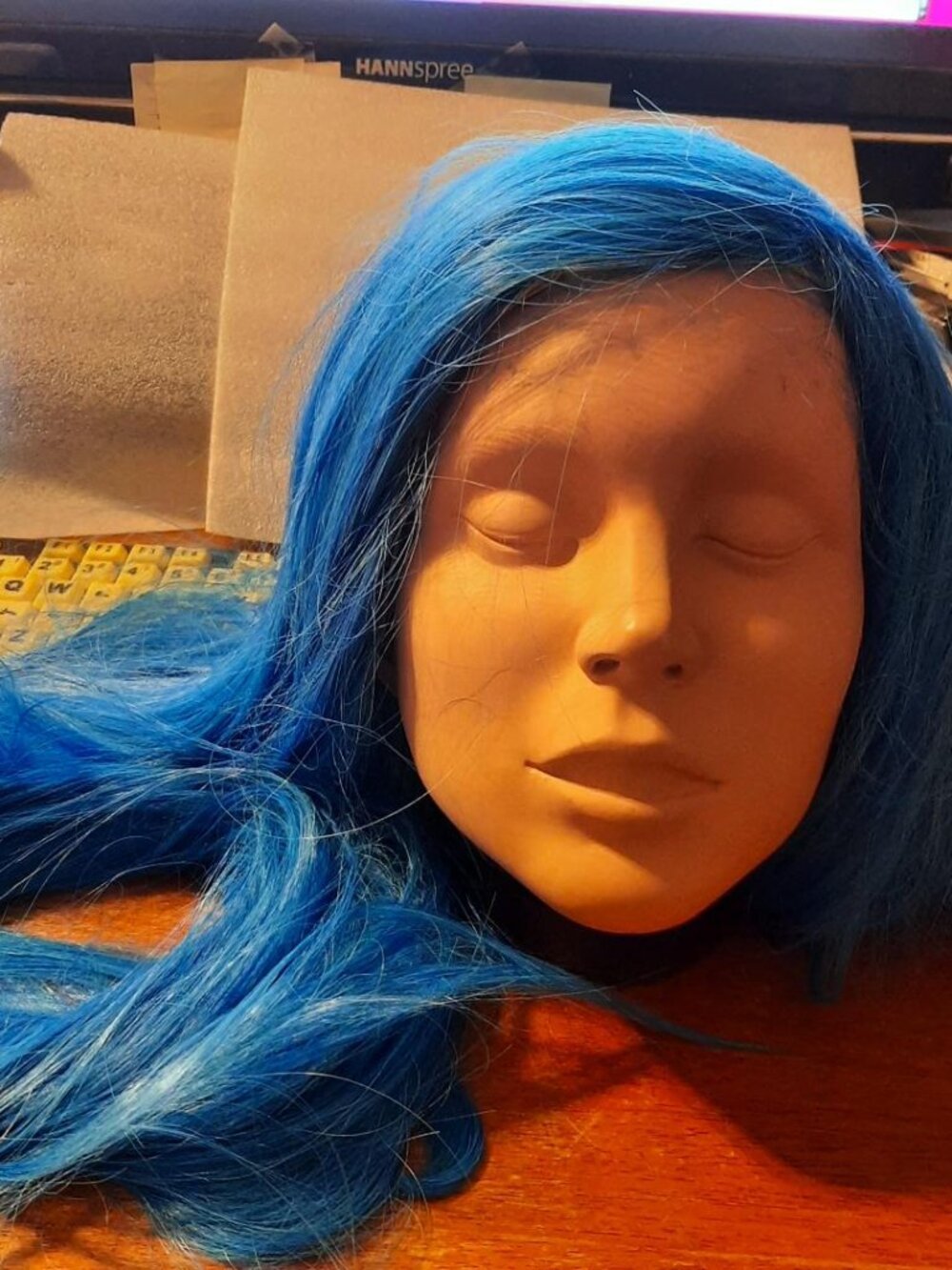 NEW ! Women Long Wig 42 Inch Curve Light Blue